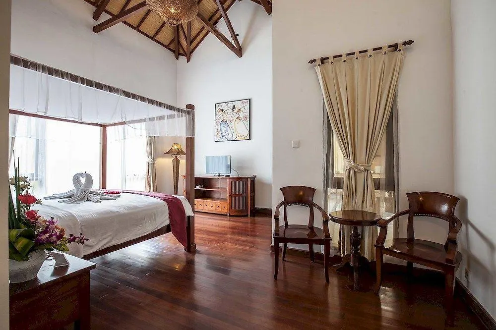 Putu Bali Villa & Spa Seminyak  0*, Seminyak (Bali)