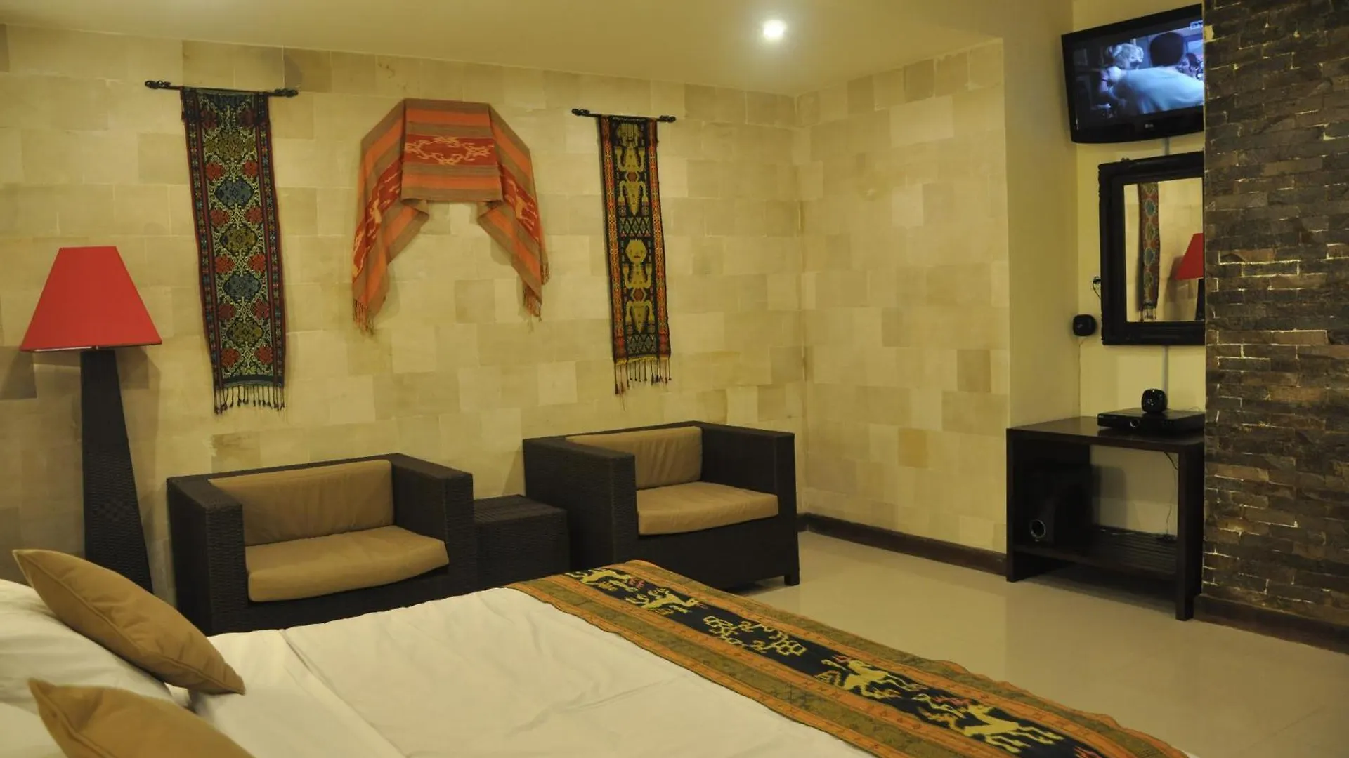 Putu Bali Villa & Spa Семиньяк