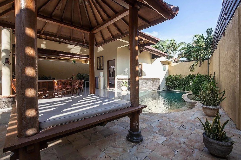 Putu Bali Villa & Spa Семиньяк