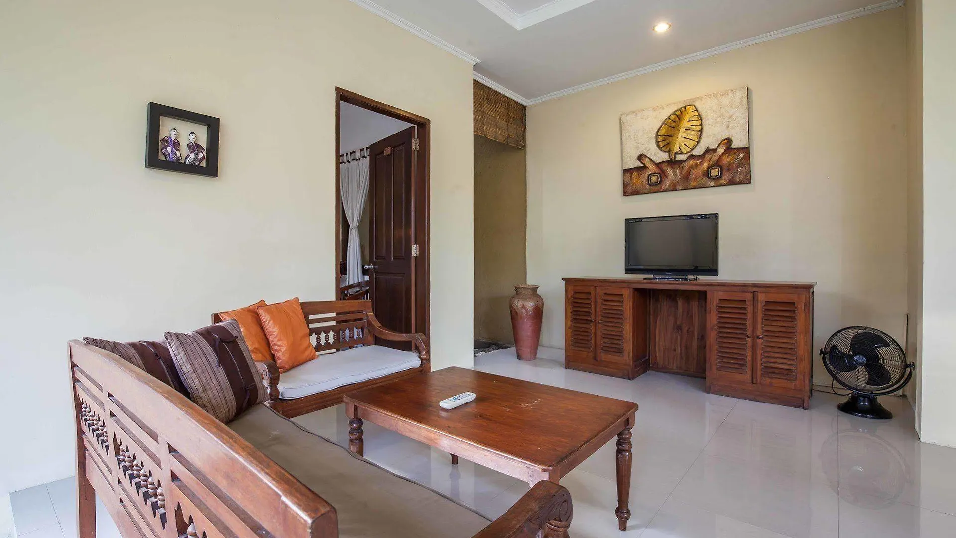 Putu Bali Villa & Spa Семиньяк